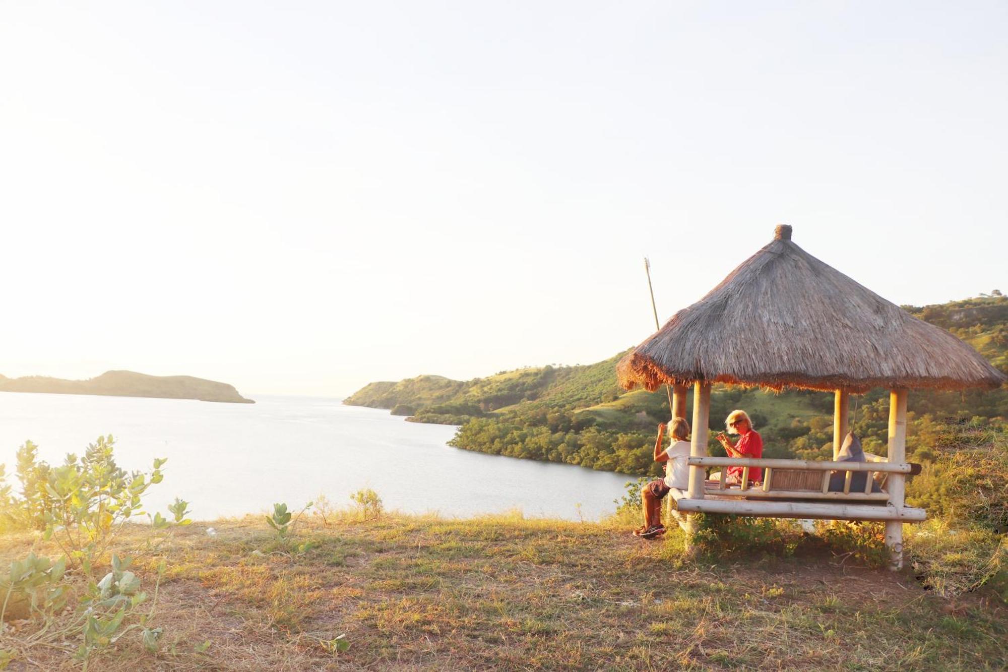 Loca Lobo Lodges Riung, Flores Extérieur photo